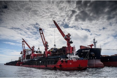 Shakhtersk coal seaport opens 2021 navigation season - Vimarsana News